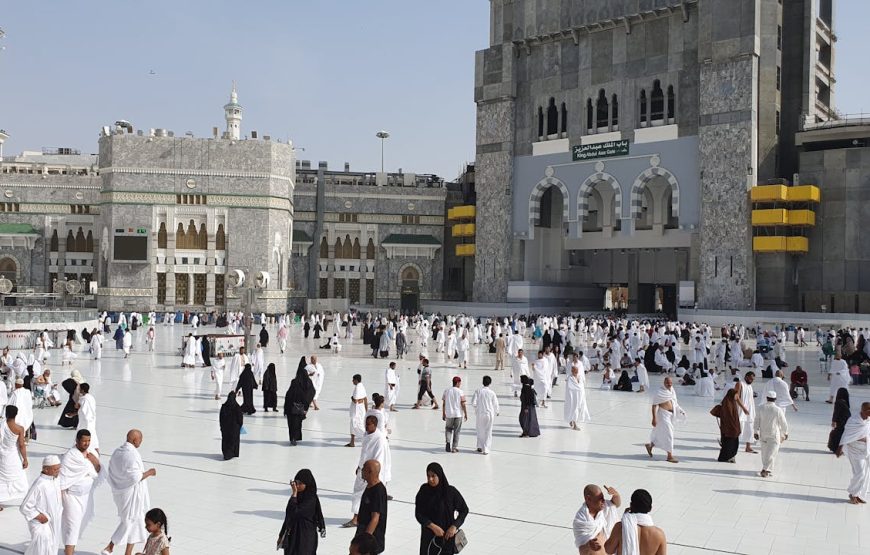 Ramadan Premium Umrah Package – 5 Nights (3 Makkah + 2 Madinah) | 13 March 2025 Departure